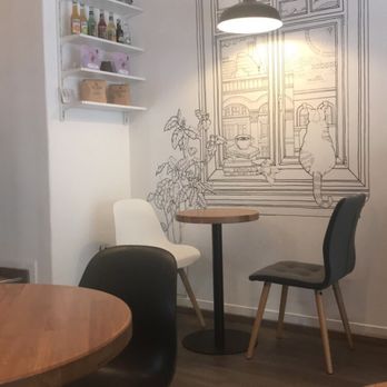 Barry Higgel's coffeehouse - Cafes Near Me - Prague, Puerto Rico