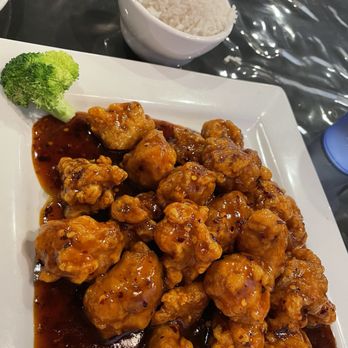 Penguin's Kitchen - KC3. Orange Chicken Special - Noodles Near Me - Liberty, Missouri Penguin's Kitchen - KC3. Orange Chicken Special - Noodles Near Me - Liberty, Missouri
