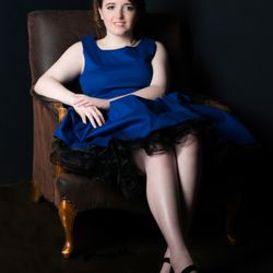 Melissa M Harden at Studio 21 - Unique senior sessions at Studio 21
