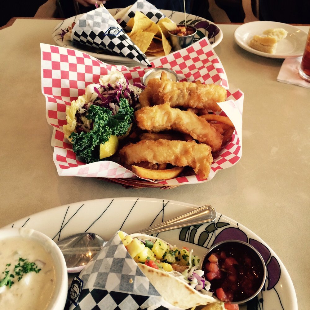 Chinook's - Feasting - Seafood Near Me - Seattle, Washington Chinook's - Feasting - Seafood Near Me - Seattle, Washington