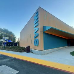 Rengstorff Park Aquatic Center - Front of Building