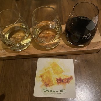 Seasons 52 - Wine sampler - New American Near Me - Paramus, New Jersey