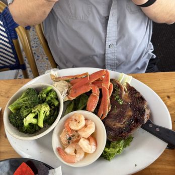CJ's Crab Shack - Steak, Shrimp and crab - Seafood Near Me - Miami Beach, Florida