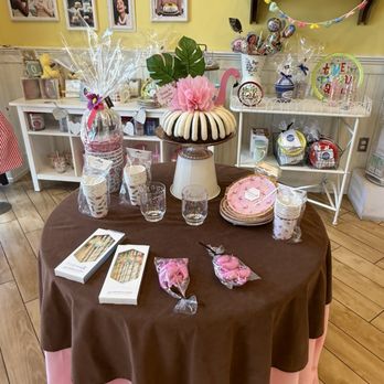 Nothing Bundt Cakes - Inside - Bakeries Near Me - Allen, Texas