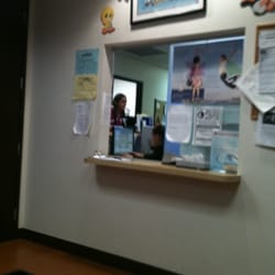 Charles D Goodman, MD - Reception window