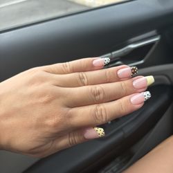Aurora Nails Spa - Nails
