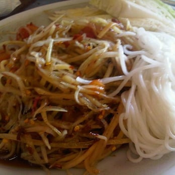 Asian Cafe - Papaya Salad - Thai Near Me - Sacramento, California