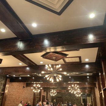 La Dolce Casa - DiMaggios dining room - Pizza Near Me - Tamaqua, Pennsylvania La Dolce Casa - DiMaggios dining room - Pizza Near Me - Tamaqua, Pennsylvania