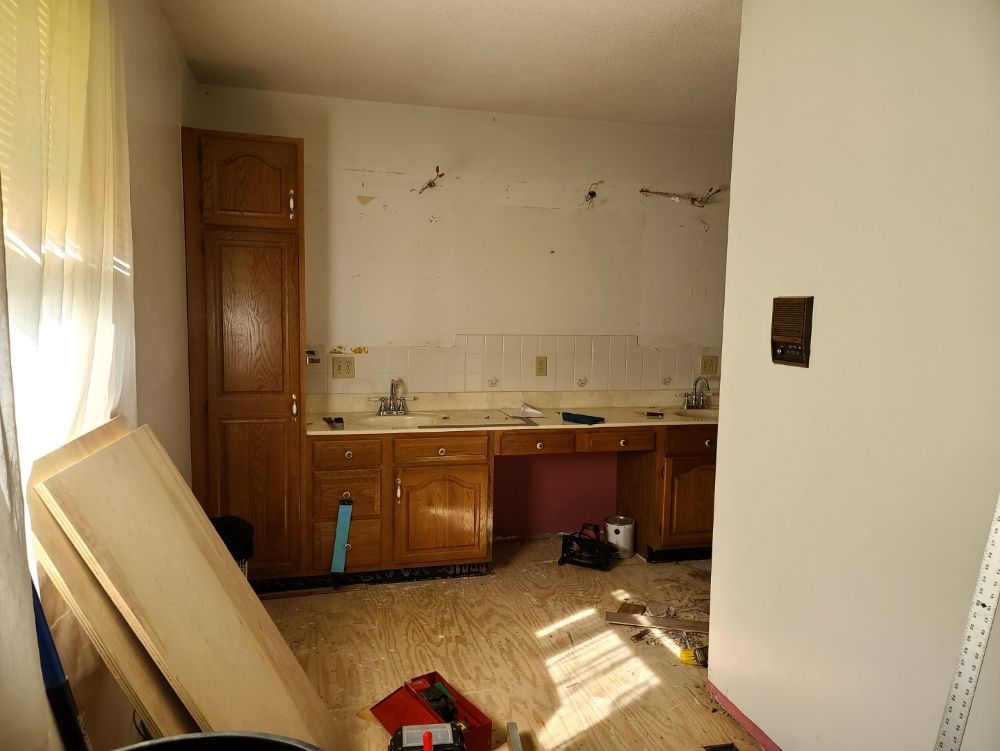 Slide of Do It All Construction