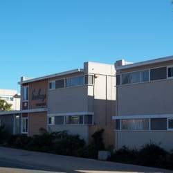 Sea Breeze Garden Apartments - Lovely one, two and three bedrooms