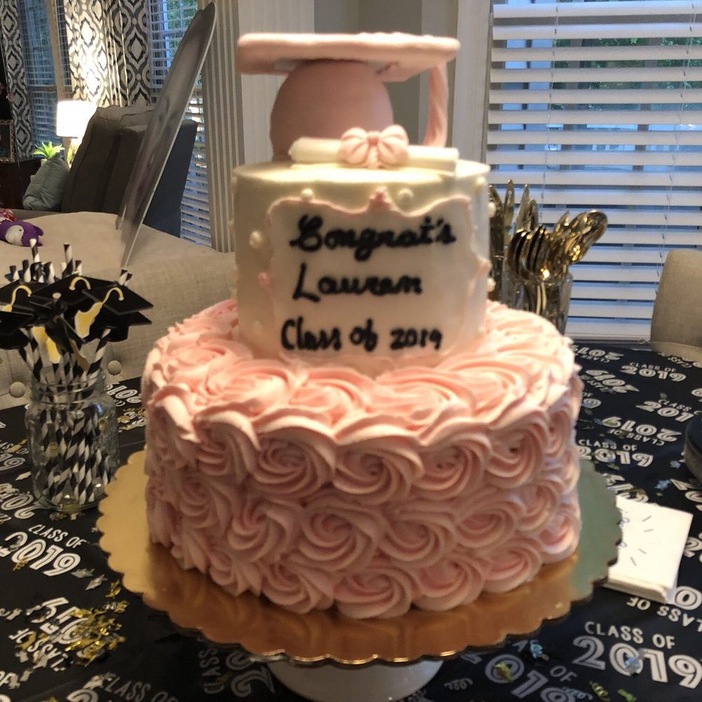 Chantel's Bakery - Grad cake - Cupcakes Near Me - Sterling, Virginia Chantel's Bakery - Grad cake - Cupcakes Near Me - Sterling, Virginia