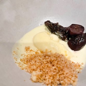 Roselily - Figs, crumble, mmmmmm - New American Near Me - South Bend, Indiana Roselily - Figs, crumble, mmmmmm - New American Near Me - South Bend, Indiana