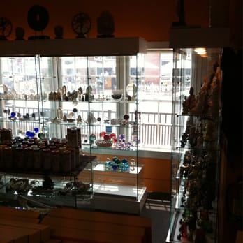 Pyramid Books - Bookstores Near Me - Salem, Massachusetts