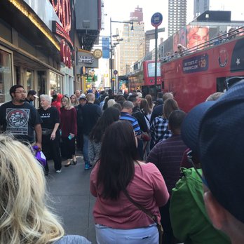 TopView - Over 70 minute wait and not on yet. Total Waste of Money. DO NOT USE - Bus Tours Near Me - New York, New York