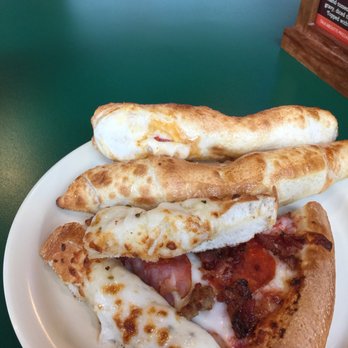 DoubleDave's Pizzaworks - Pizza Near Me - San Antonio, Texas