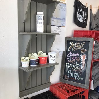 à la minute - Ice Cream & Frozen Yogurt Near Me - Redlands, California à la minute - Ice Cream & Frozen Yogurt Near Me - Redlands, California