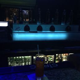 Nice bar with wrap around seating