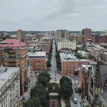 Washington Monument and Mount Vernon Place - Landmarks & Historical Buildings Near Me - Baltimore, Maryland