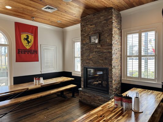 Pi-Napo Pizzeria by null