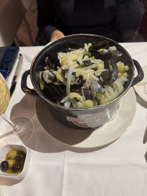 De Peerdestal | Restaurant Antwerpen by null