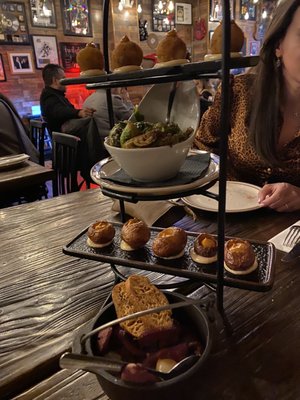 Mompou Tapas Bar & Restaurant by null
