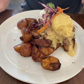Tilikum Place Cafe - Eggs Benedict - New American Near Me - Seattle, Washington