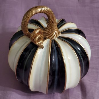 Heart's Desire - Home Decor Near Me - Frisco, Texas Heart's Desire - Home Decor Near Me - Frisco, Texas