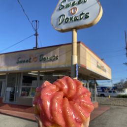 French Cruller