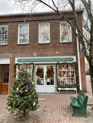 Mitchell's Book Corner by null