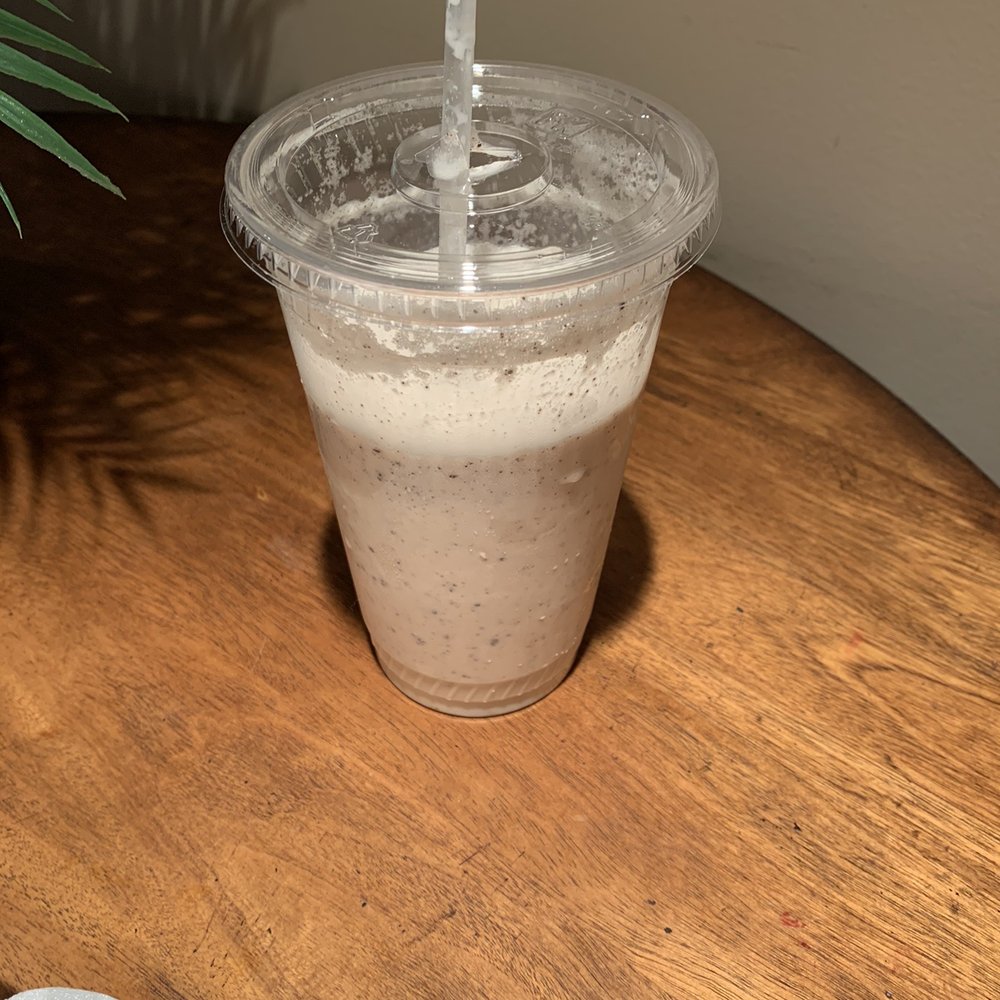 Flipside Burgers & Bar - Partially drunk milkshake - Burgers Near Me - Fairfield, Connecticut Flipside Burgers & Bar - Partially drunk milkshake - Burgers Near Me - Fairfield, Connecticut