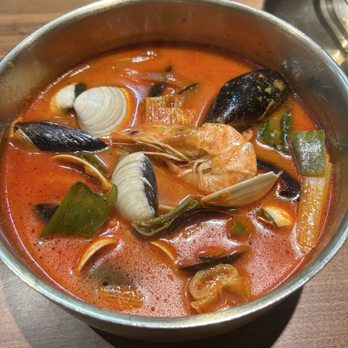 Yuk Dae Jang - 해물육개장 Seafood Premium Yukgaejang with Flat Glass Noodle - Korean Near Me - San Diego, California Yuk Dae Jang - 해물육개장 Seafood Premium Yukgaejang with Flat Glass Noodle - Korean Near Me - San Diego, California