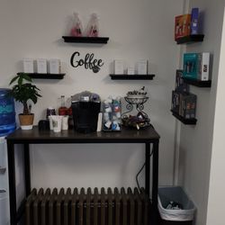Your-Fabulash - Come and enjoy our complimentary coffee/tea bar including a variety of European snacks.