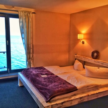 Utkiek - turm-suite schlafzimmer... - Hotels Near Me - Greifswald, MV Utkiek - turm-suite schlafzimmer... - Hotels Near Me - Greifswald, MV