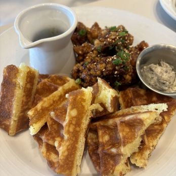 et al. - Garlic Chicken and Mochi Waffle - Breakfast & Brunch Near Me - Honolulu, Hawaii et al. - Garlic Chicken and Mochi Waffle - Breakfast & Brunch Near Me - Honolulu, Hawaii