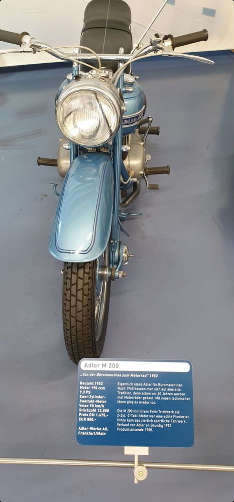 Erfinderzeiten: Auto- und Uhrenmuseum