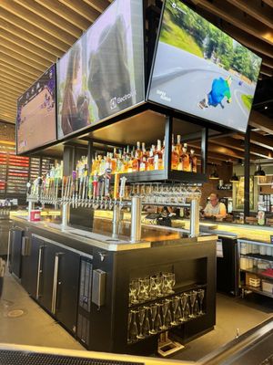BJ's Restaurant & Brewhouse by null
