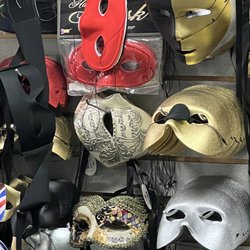 Screamers Costumes