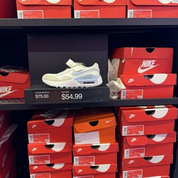 state line nike outlet