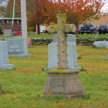 The Middletown Four Corners Cemetery - Different but poignant - Public Services & Government Near Me - Middletown, Rhode Island The Middletown Four Corners Cemetery - Different but poignant - Public Services & Government Near Me - Middletown, Rhode Island
