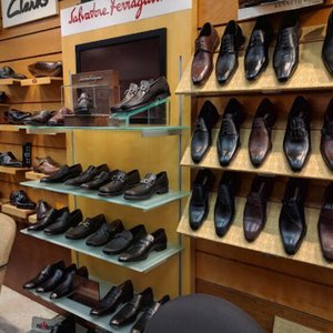 shoe stores in brooklyn ny
