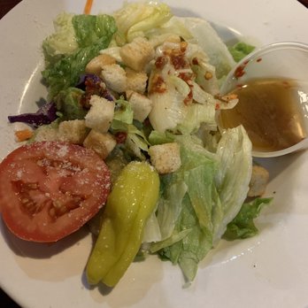 Bella Roma - Salad with spicy house dressing - Italian Near Me - Clute, Texas Bella Roma - Salad with spicy house dressing - Italian Near Me - Clute, Texas