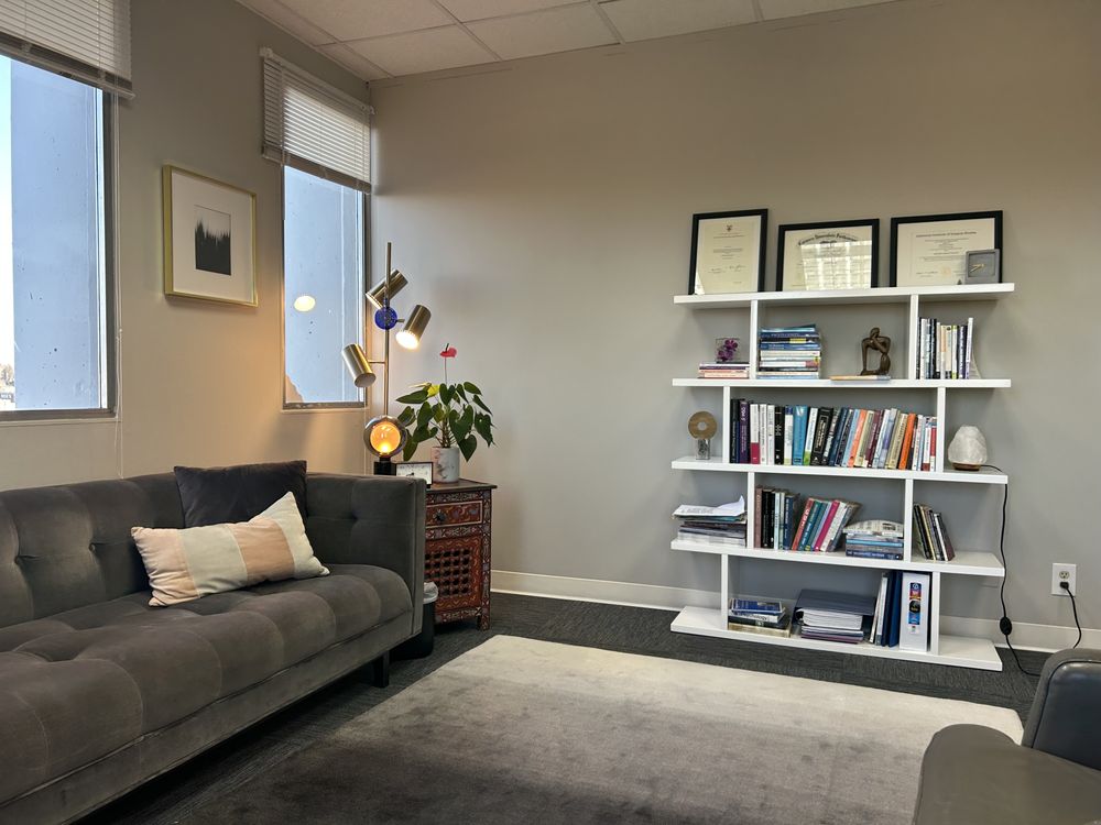 Zeynep Kagan - grief counselor in Denver, CO