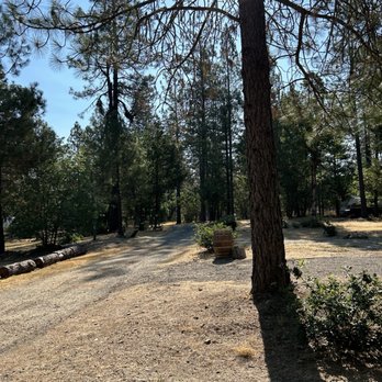 Lone Mountain Resort Camping & RV - The gravel road to our cabin - Campgrounds Near Me - O Brien, Oregon Lone Mountain Resort Camping & RV - The gravel road to our cabin - Campgrounds Near Me - O Brien, Oregon