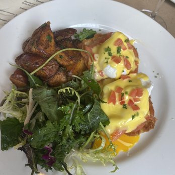 Le Bilboquet - Eggs Florentine - French Near Me - Dallas, Texas Le Bilboquet - Eggs Florentine - French Near Me - Dallas, Texas