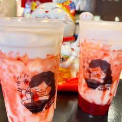 Iso Iso Ramen & Bar - Just omg for the strawberry boba.