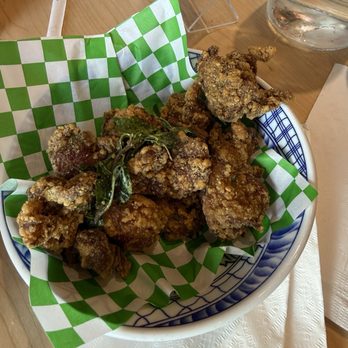Hoja - 塔香鹹酥雞 Taiwanese Fried Basil Popcorn Chicken - Desserts Near Me - Markham, Ontario Hoja - 塔香鹹酥雞 Taiwanese Fried Basil Popcorn Chicken - Desserts Near Me - Markham, Ontario