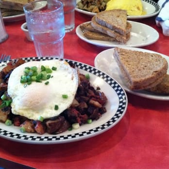 The Fly Trap - Red flannel yumminess - Diners Near Me - Ferndale, Michigan