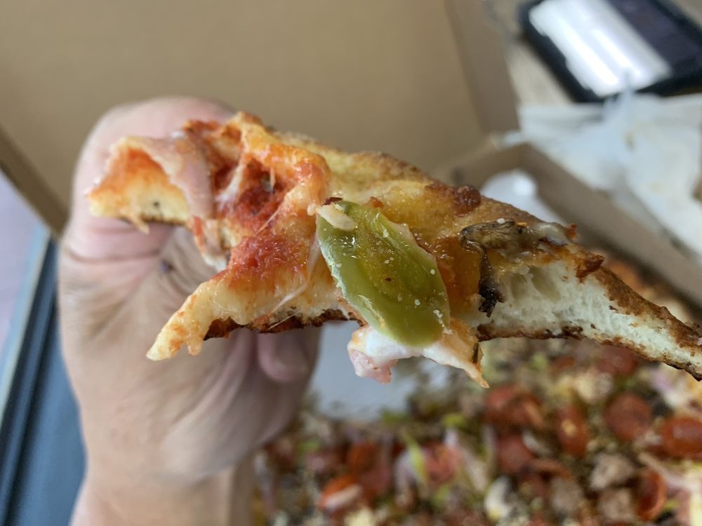 FERRONI’S PIZZA Updated October 2024 139 Photos & 107 Reviews 347