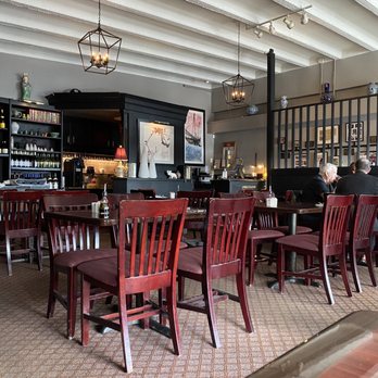Ambassador - Dining area - Chinese Near Me - Houston, Texas