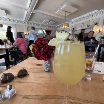 Brunch & - Breakfast & Brunch Near Me - Estes Park, Colorado